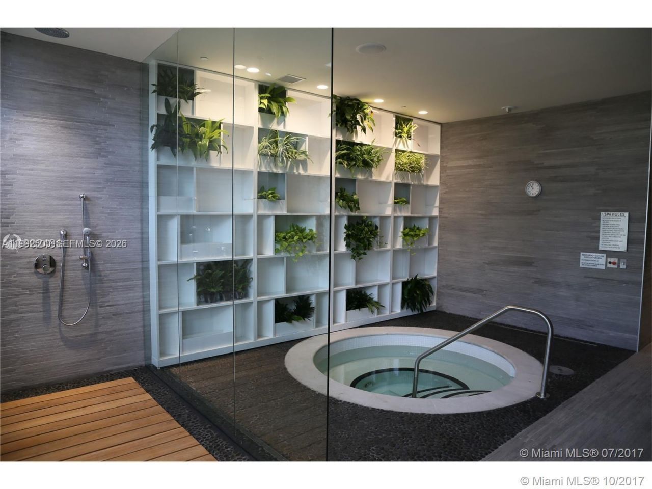 55 SW 9th St, Unit 3709, Miami, FL 33130 Photo