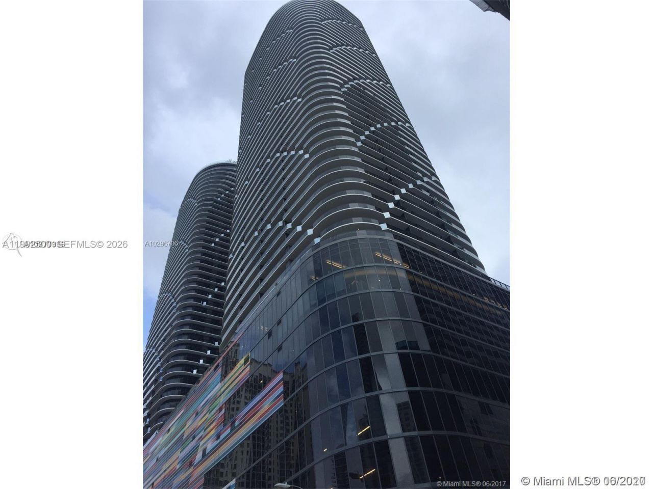 55 SW 9th St, Unit 3709, Miami, FL 33130 Photo