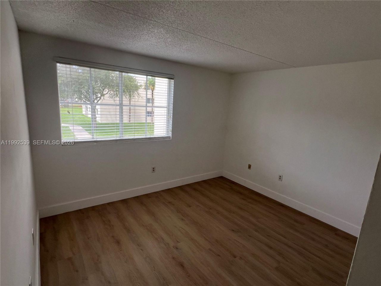 6155 NW 186th St, Unit 207, Hialeah, FL 33015 Photo