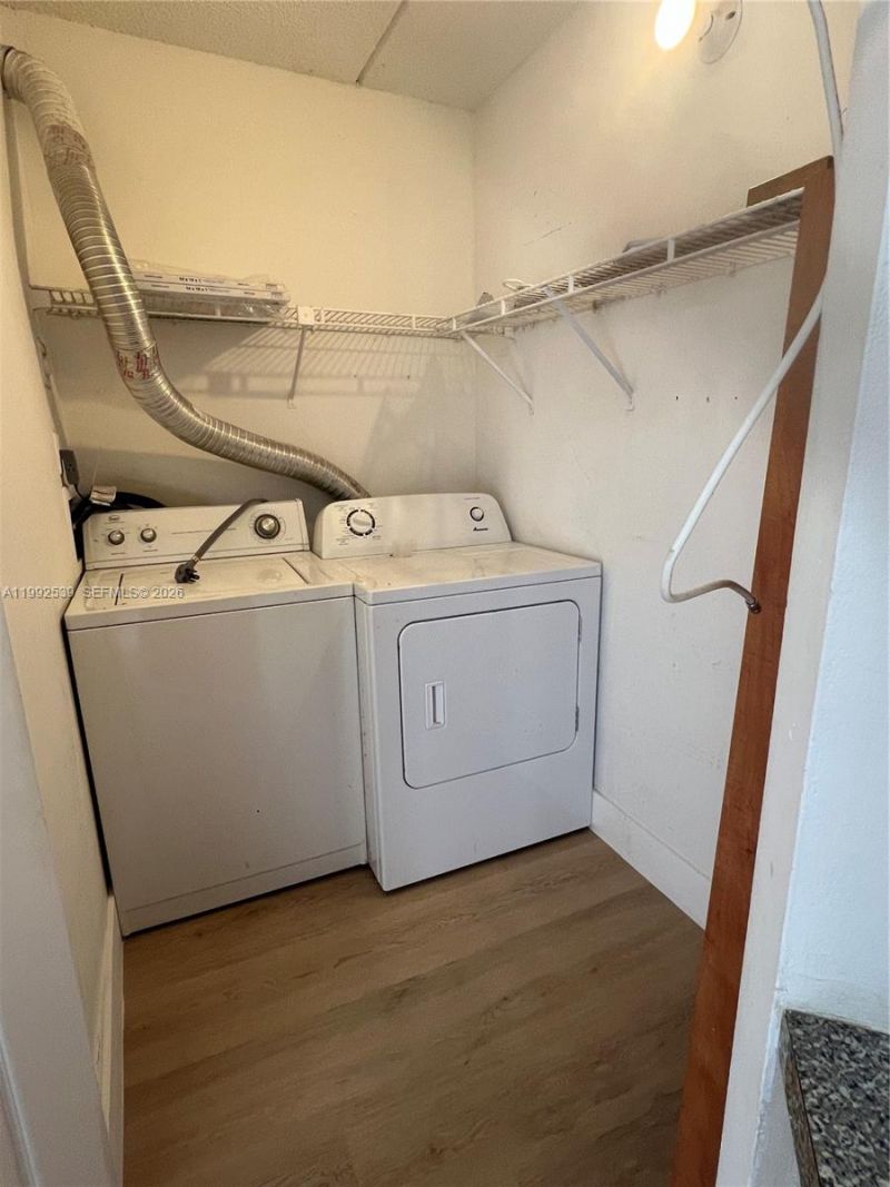 6155 NW 186th St, Unit 207, Hialeah, FL 33015 Photo