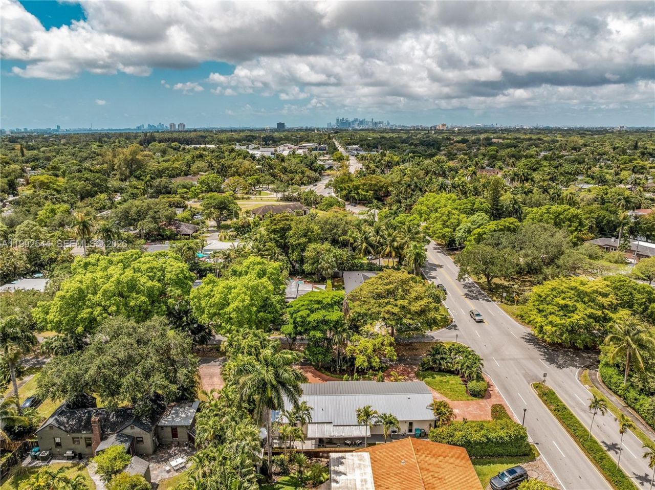 615 NE 115th St, Biscayne Park, FL 33161 Photo