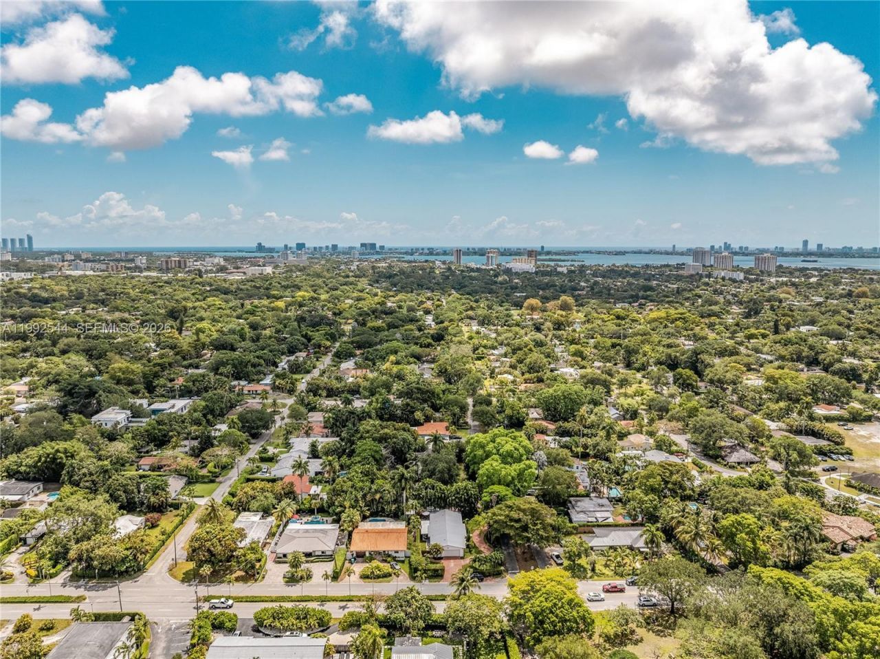 615 NE 115th St, Biscayne Park, FL 33161 Photo