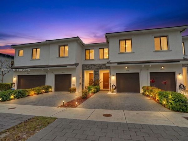 10945 SW 235th Ln, Homestead, FL 33032