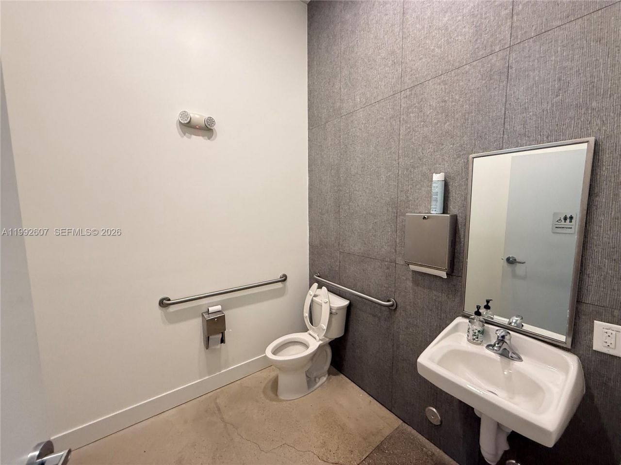 10015 NW 41st St , Unit 103, Doral, FL 33178 Photo