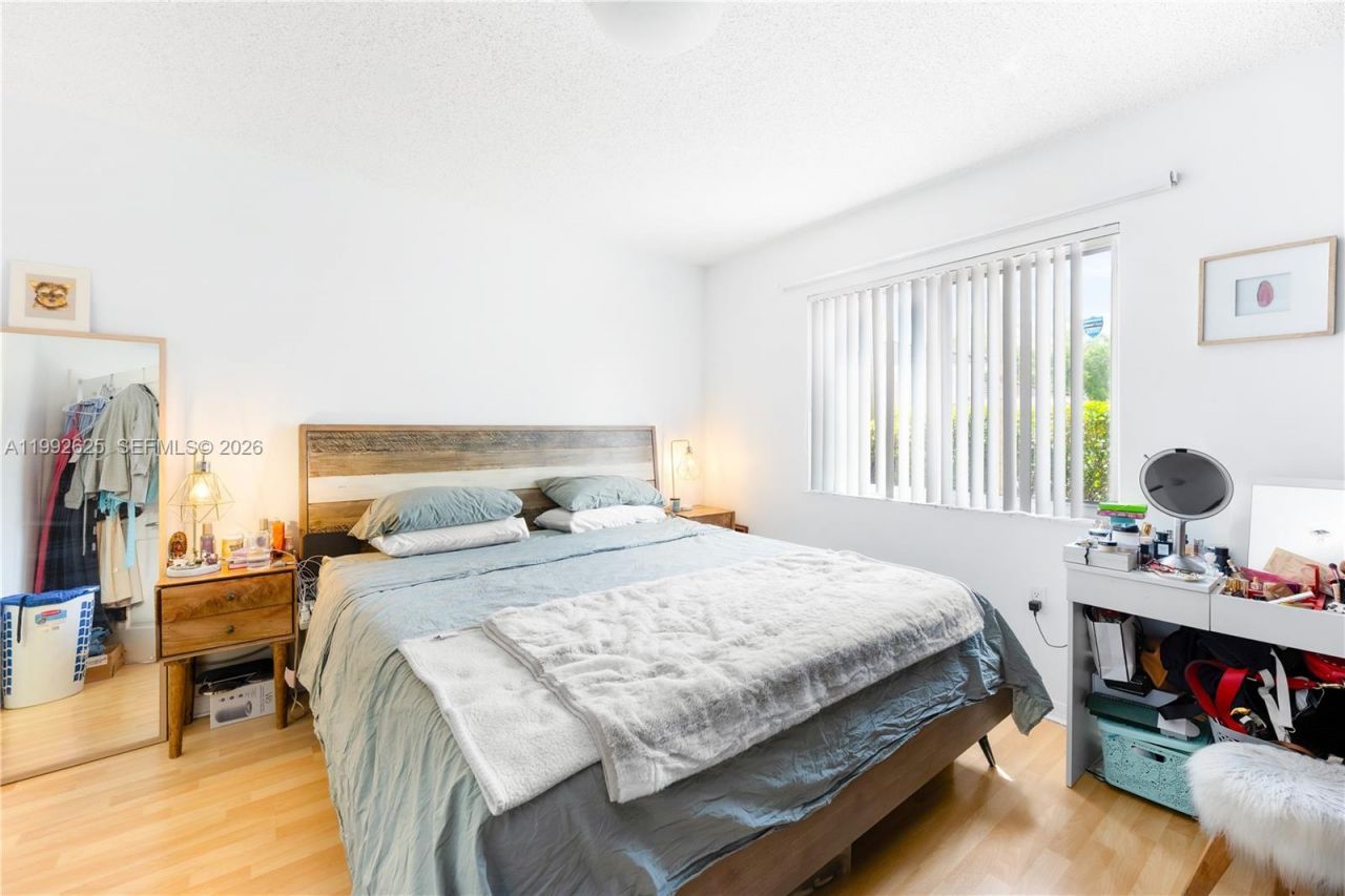 7760 NW 22nd St, Unit 103, Pembroke Pines, FL 33024 Photo
