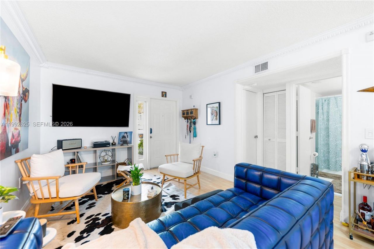 7760 NW 22nd St, Unit 103, Pembroke Pines, FL 33024 Photo
