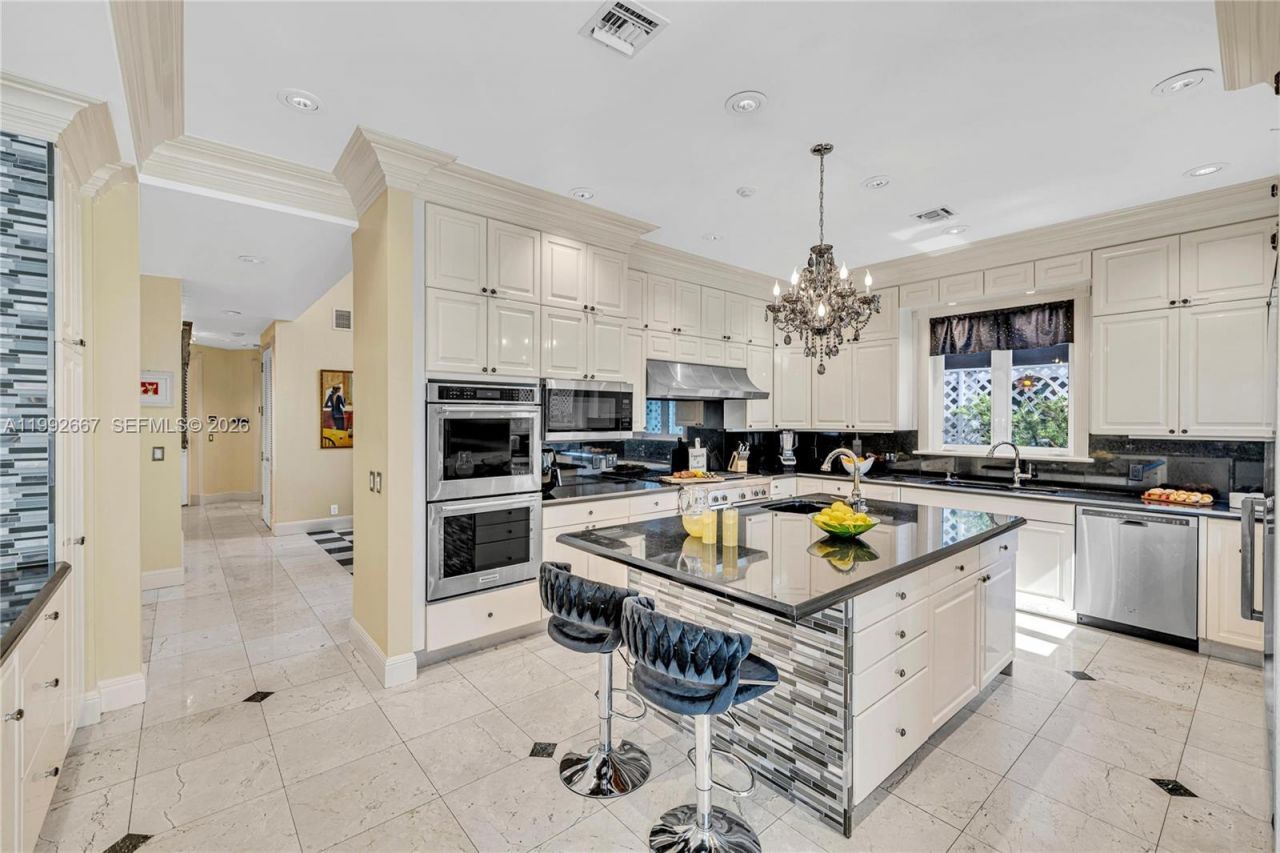 625 Poinciana, Fort Lauderdale, FL 33301 Photo