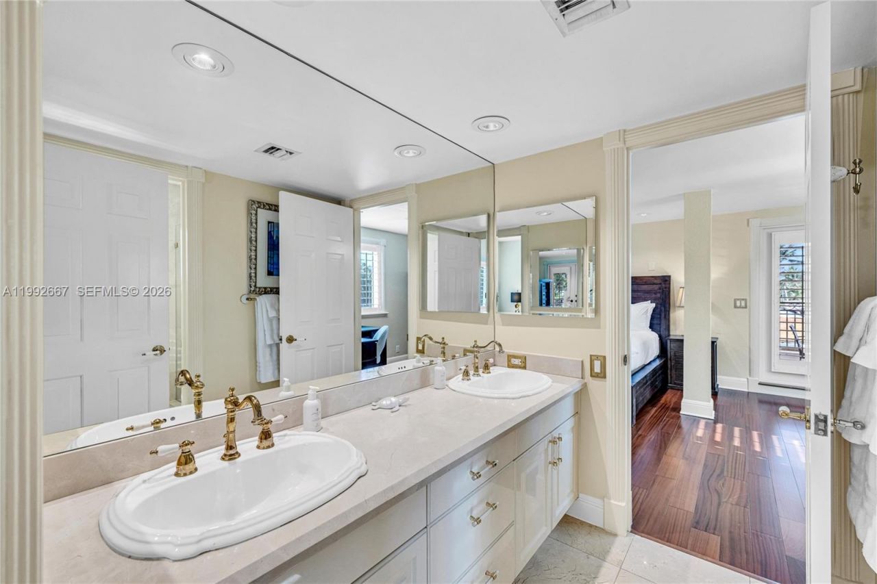 625 Poinciana, Fort Lauderdale, FL 33301 Photo