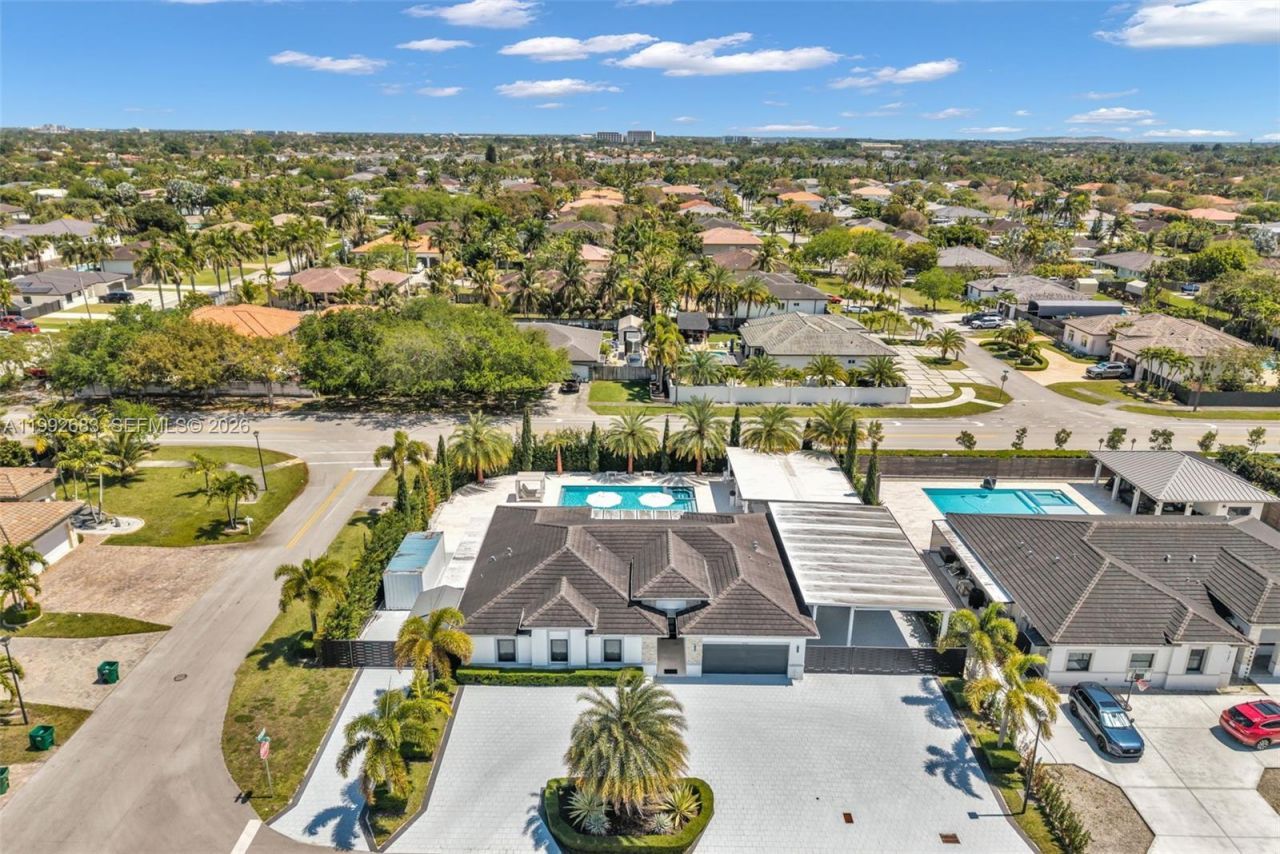 21301 SW 132nd Ct , Miami, FL 33177 Photo