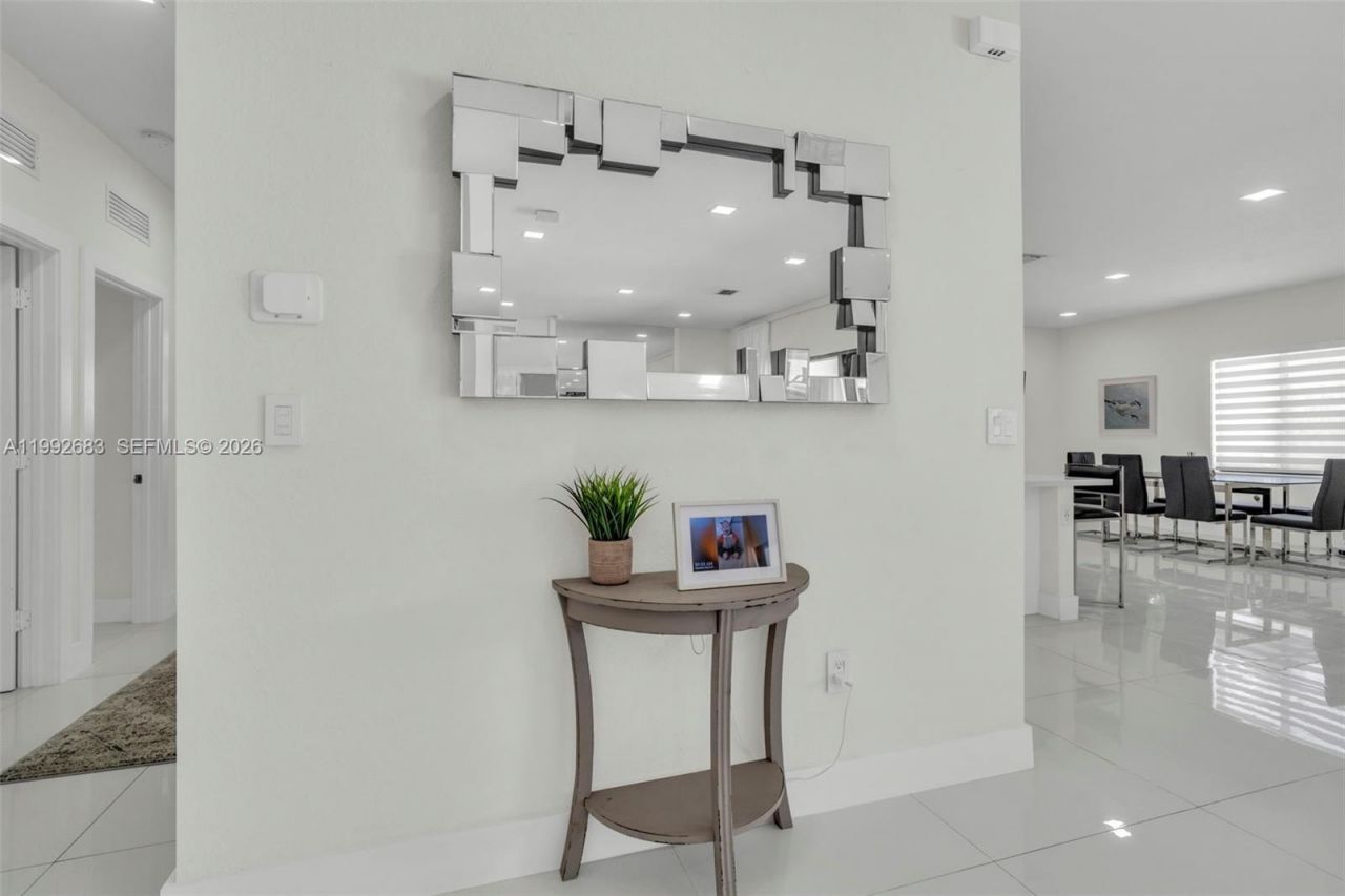 21301 SW 132nd Ct, Miami, FL 33177 Photo