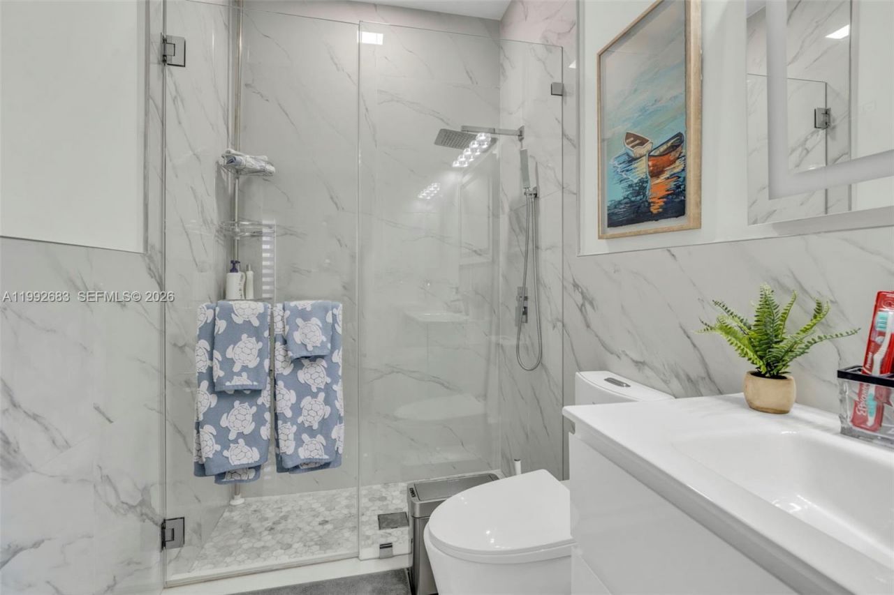 21301 SW 132nd Ct, Miami, FL 33177 Photo