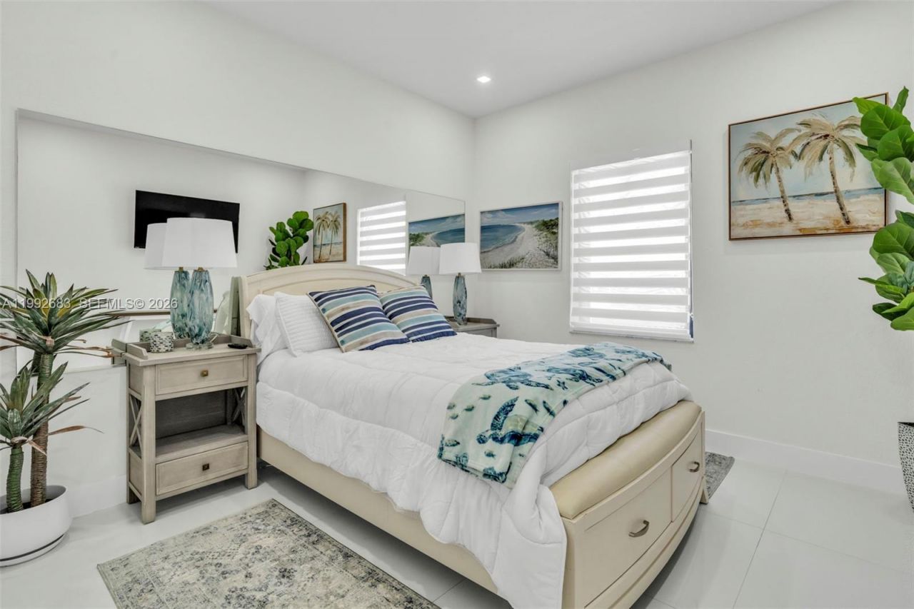 21301 SW 132nd Ct , Miami, FL 33177 Photo