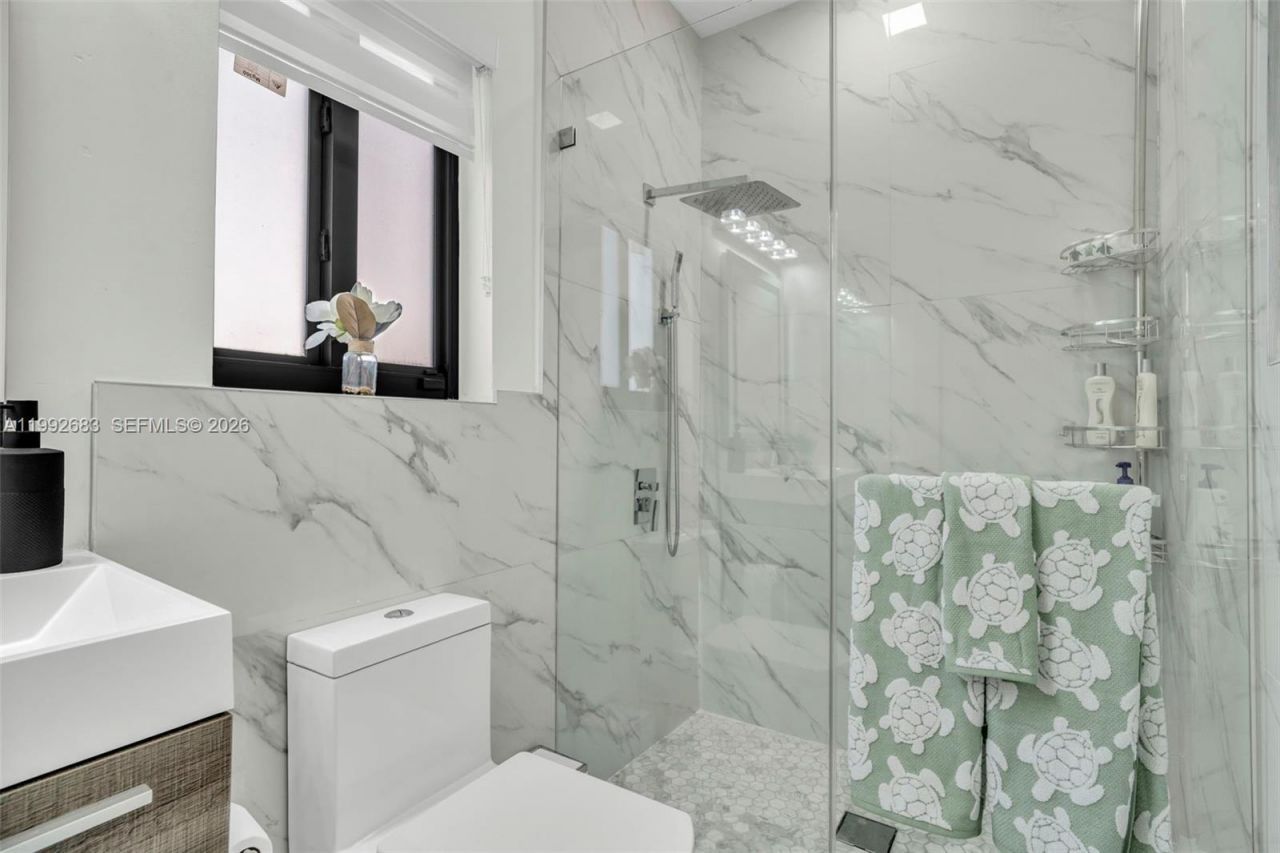 21301 SW 132nd Ct , Miami, FL 33177 Photo