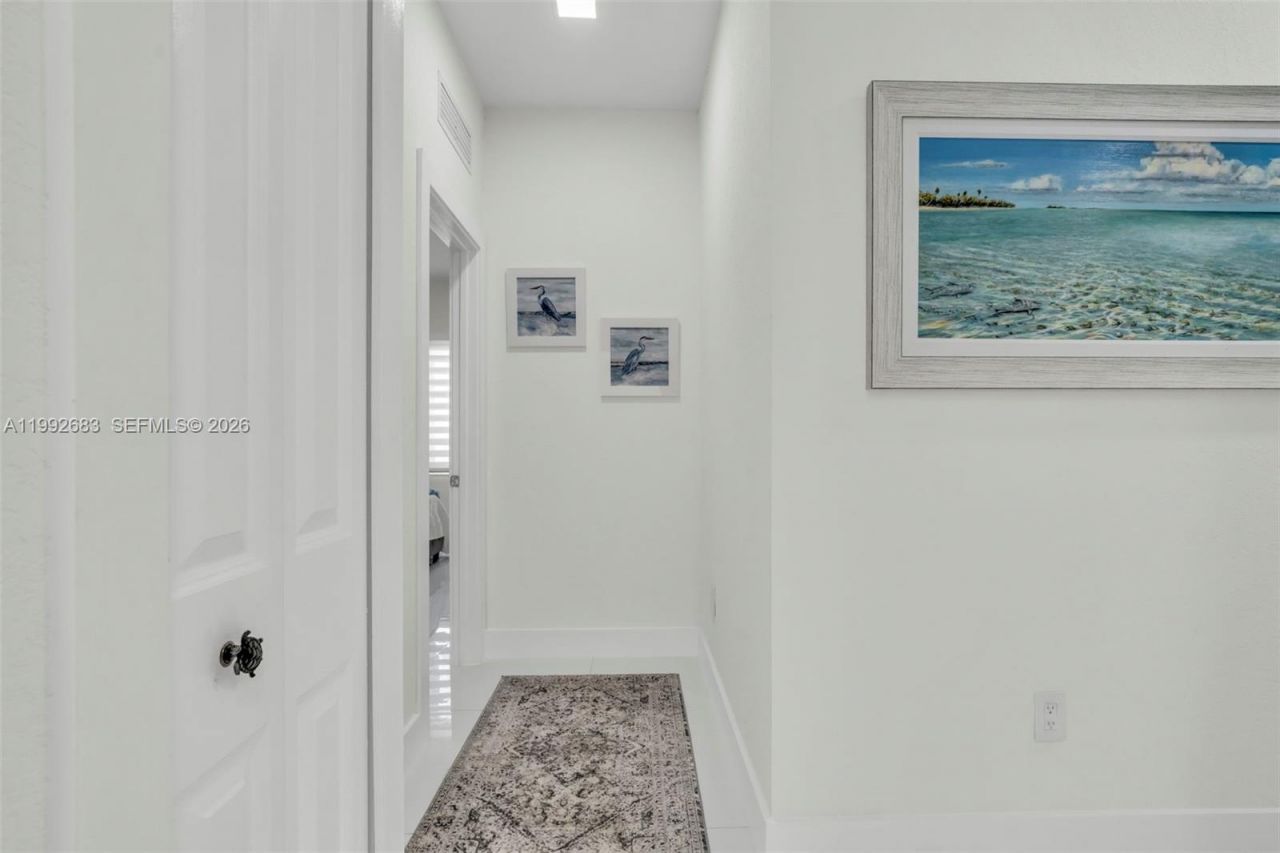 21301 SW 132nd Ct , Miami, FL 33177 Photo