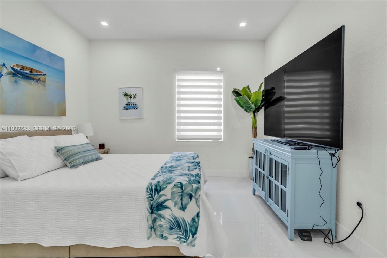 21301 SW 132nd Ct, Miami, FL 33177 Photo