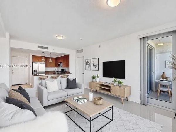 1830 Radius Dr, Unit 609, Hollywood, FL 33020