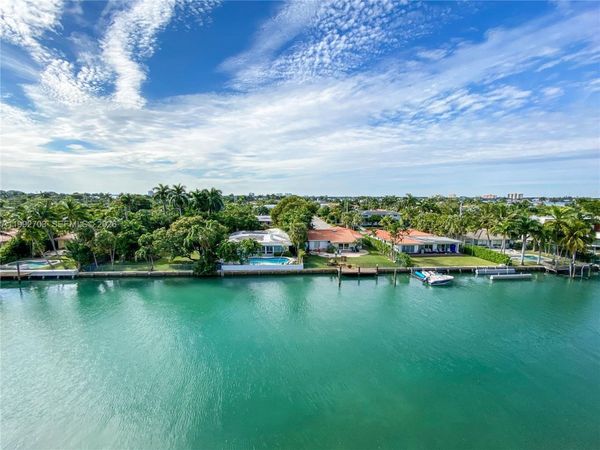9800 W Bay Harbor Dr , Unit 602, Bay Harbor Islands, FL 33154