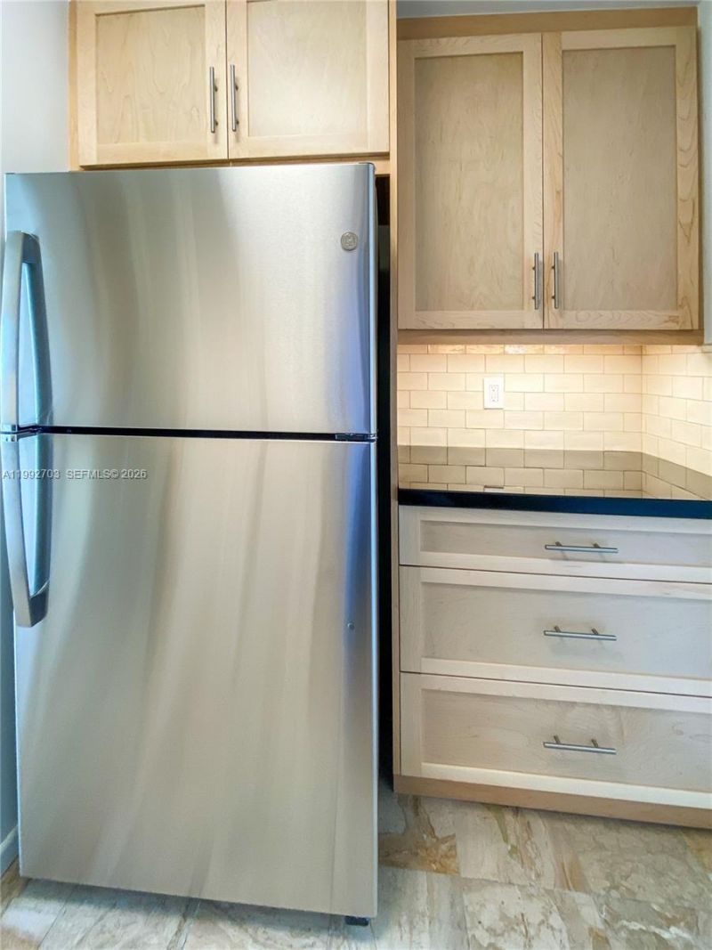 9800 W Bay Harbor Dr , Unit 602, Bay Harbor Islands, FL 33154 Photo