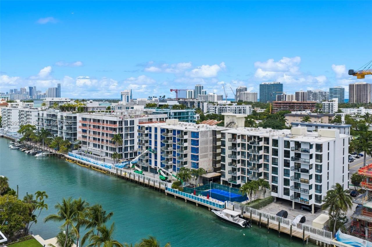 9800 W Bay Harbor Dr , Unit 602, Bay Harbor Islands, FL 33154 Photo