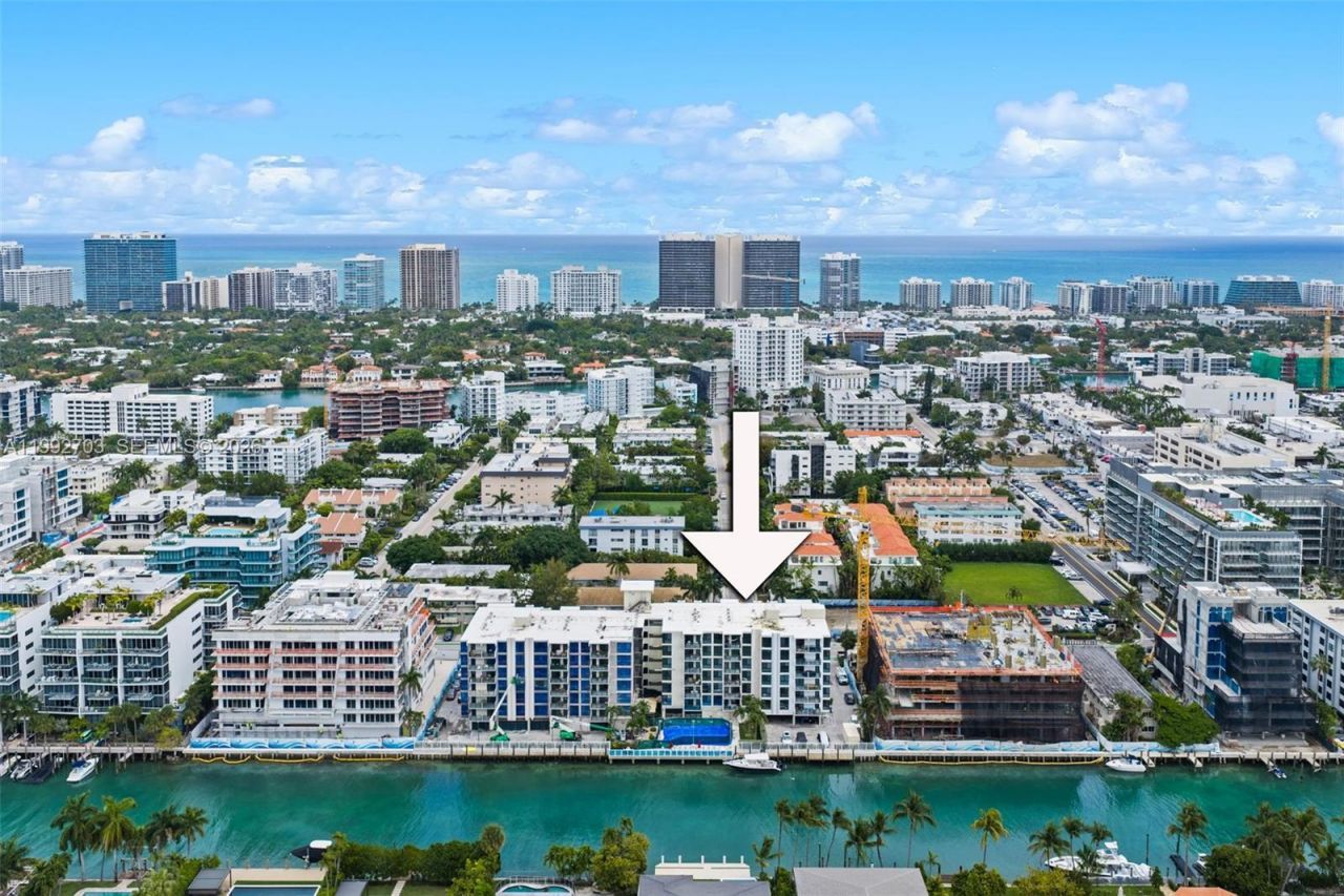 9800 W Bay Harbor Dr , Unit 602, Bay Harbor Islands, FL 33154 Photo