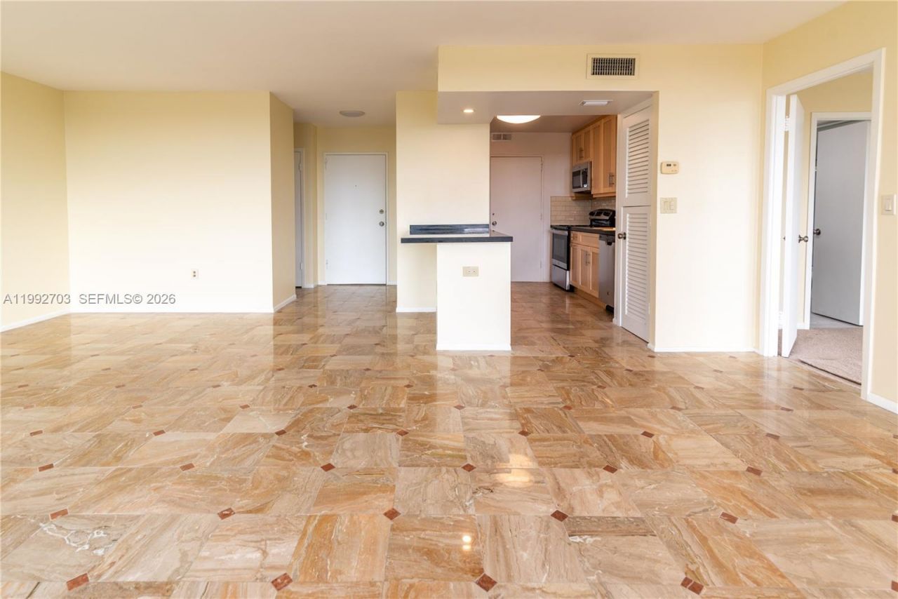 9800 W Bay Harbor Dr , Unit 602, Bay Harbor Islands, FL 33154 Photo