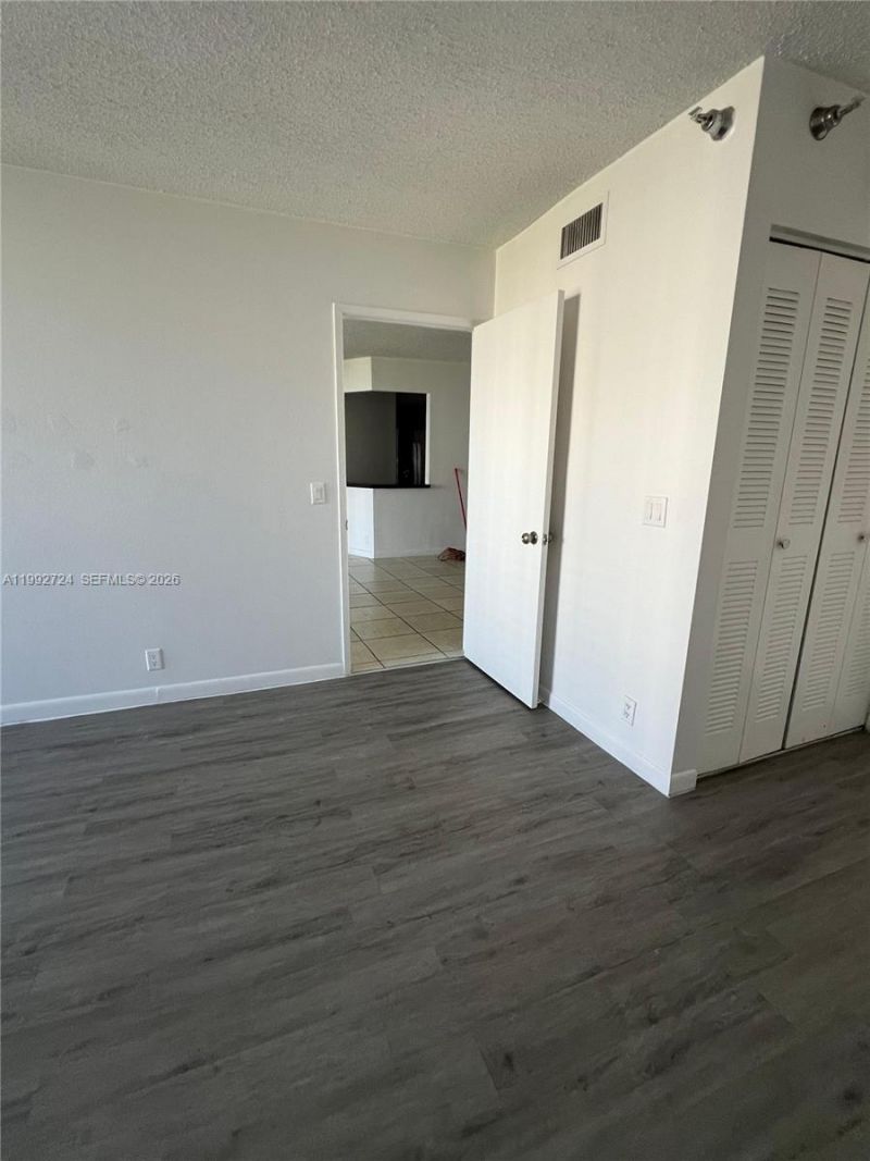 3300 NE 191st St, Unit 909, Aventura, FL 33180 Photo