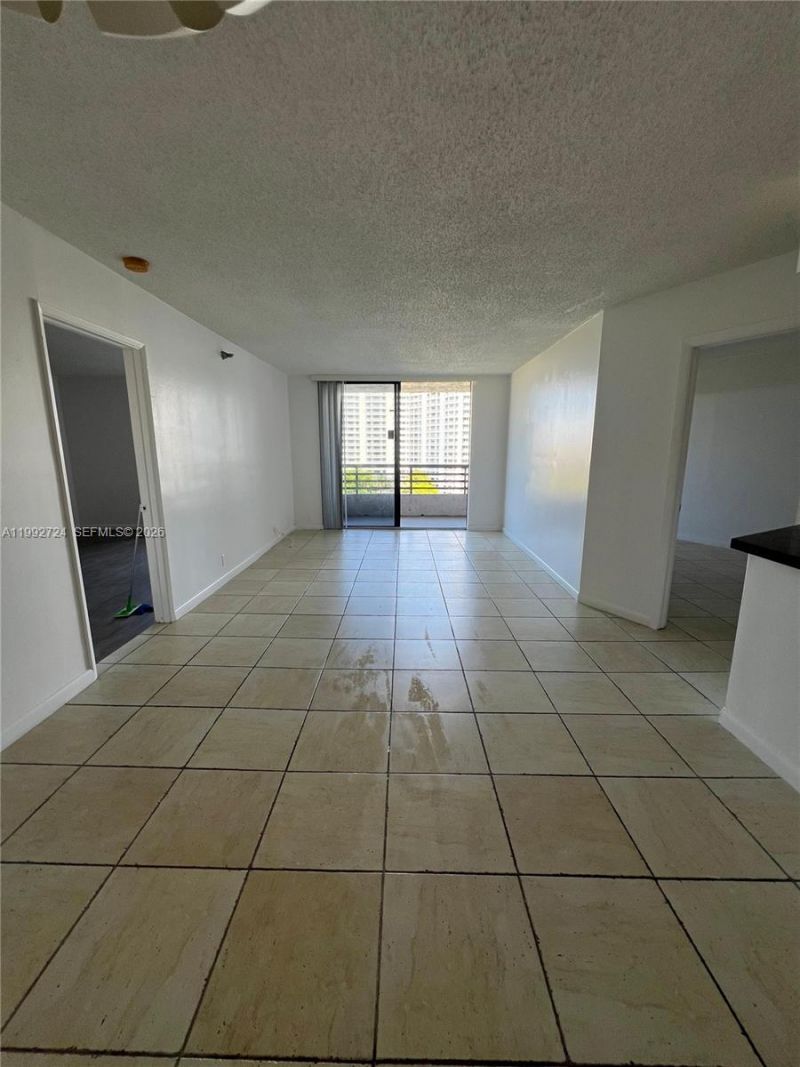 3300 NE 191st St, Unit 909, Aventura, FL 33180 Photo