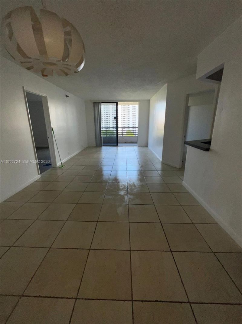 3300 NE 191st St, Unit 909, Aventura, FL 33180 Photo