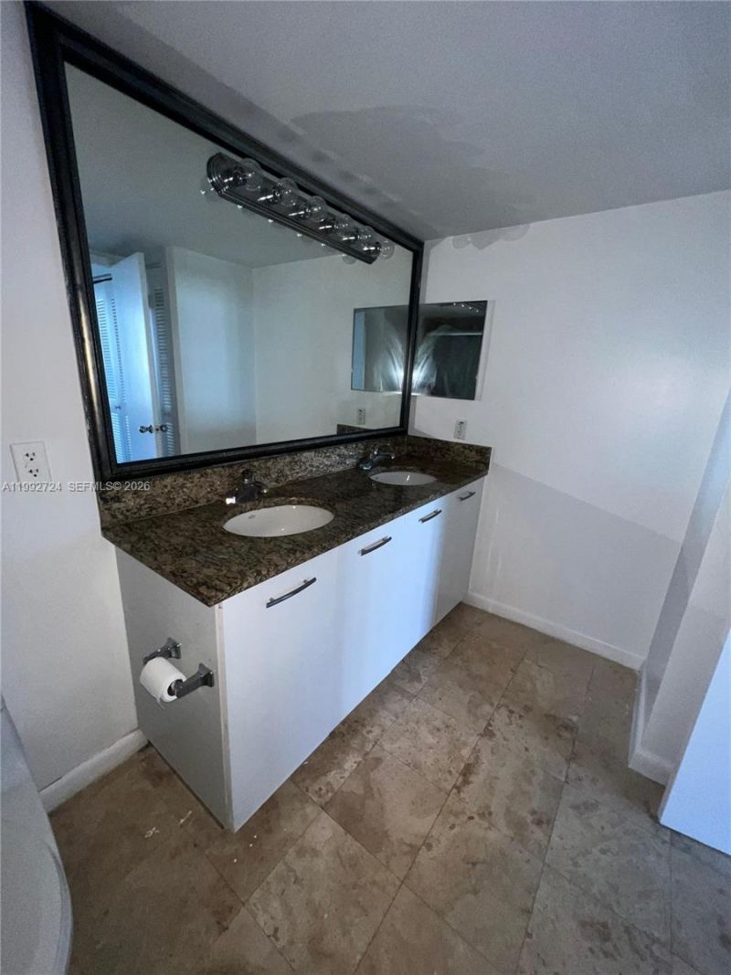 3300 NE 191st St, Unit 909, Aventura, FL 33180 Photo