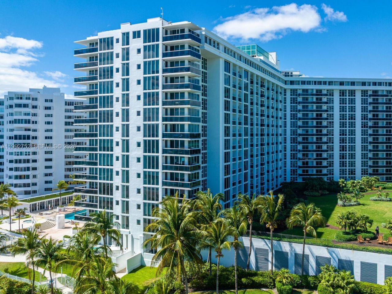 10275 Collins Ave, Unit 1107, Bal Harbour, FL 33154 Photo