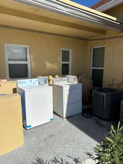 274 E 9th St, Unit 4, Hialeah, FL 33010 Photo