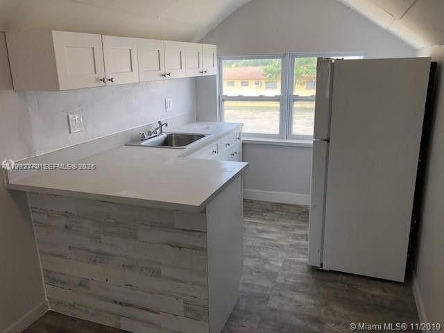 274 E 9th St, Unit 4, Hialeah, FL 33010 Photo