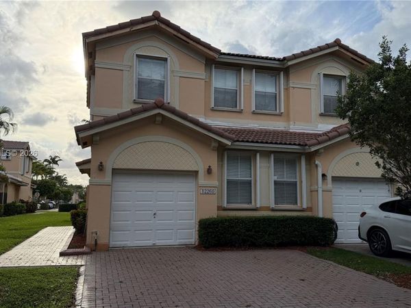 12260 SW 123rd Pass , Miami, FL 33186