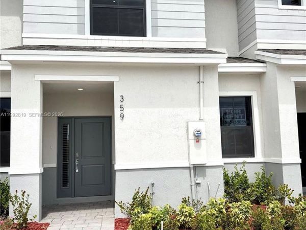 359 NE 16th St, Florida City, FL 33034