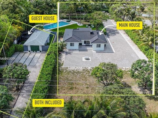 8390 SW 64th St , Miami, FL 33143