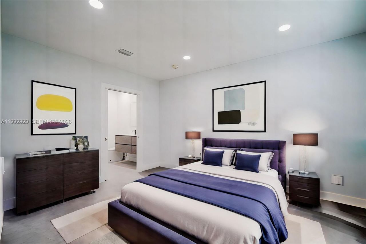 8390 SW 64th St , Miami, FL 33143 Photo