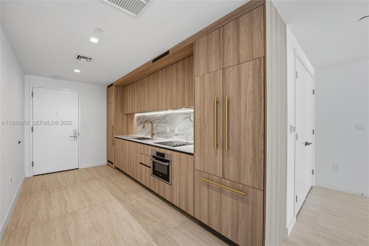 77 SE 5th Street, Unit 2914, Miami, FL 33131 Photo