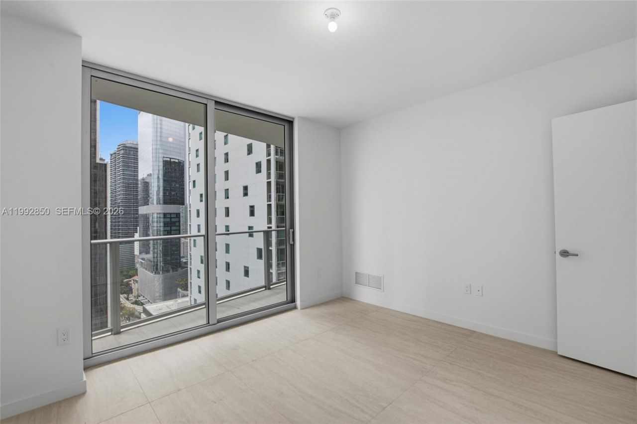 77 SE 5th Street, Unit 2914, Miami, FL 33131 Photo