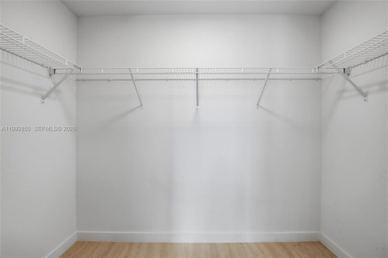 77 SE 5th Street, Unit 2914, Miami, FL 33131 Photo