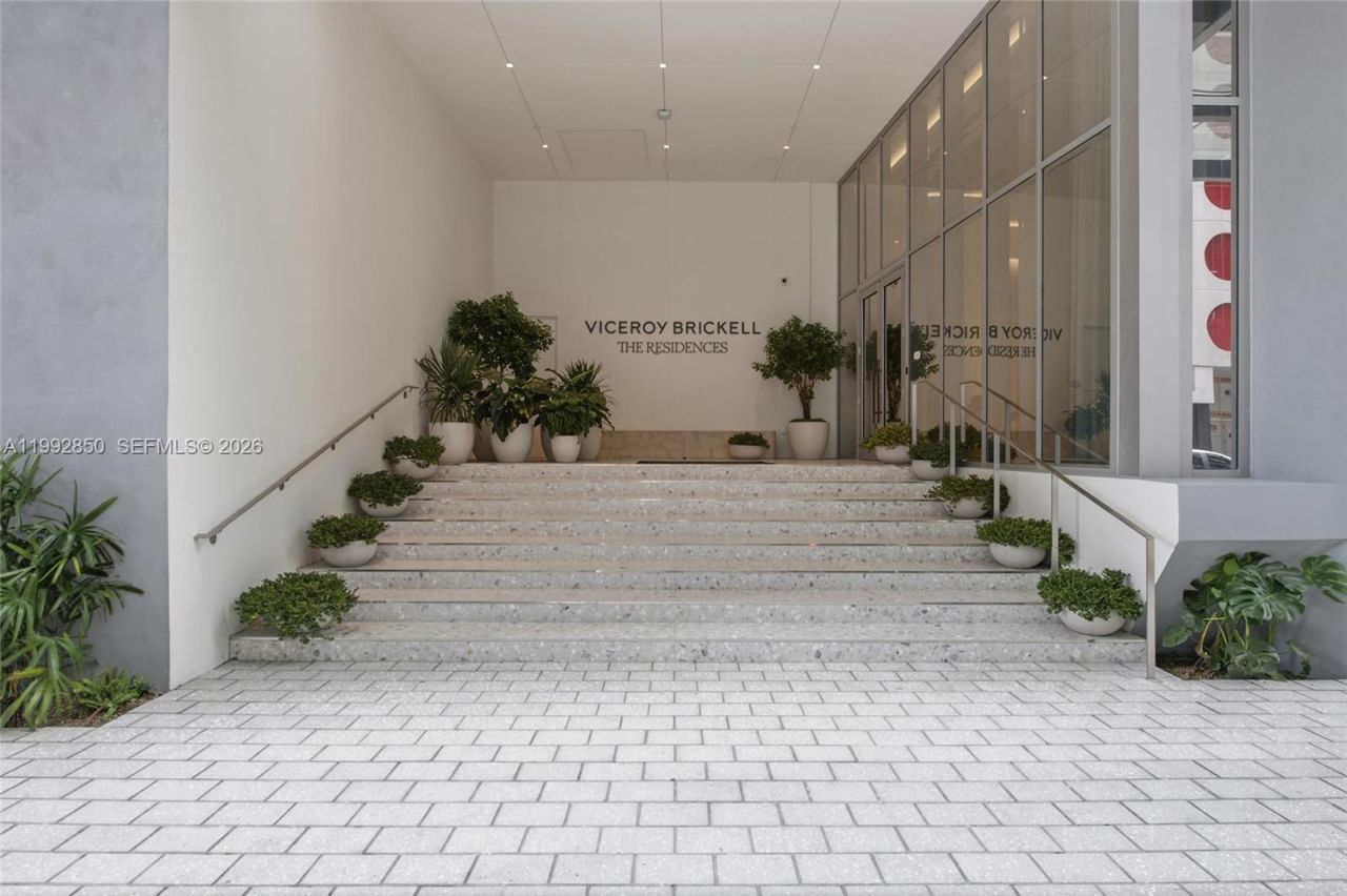 77 SE 5th Street, Unit 2914, Miami, FL 33131 Photo