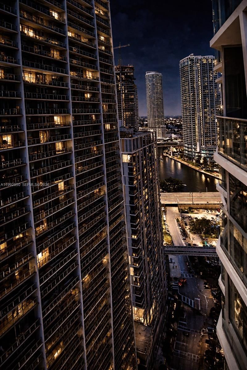 77 SE 5th Street, Unit 2914, Miami, FL 33131 Photo