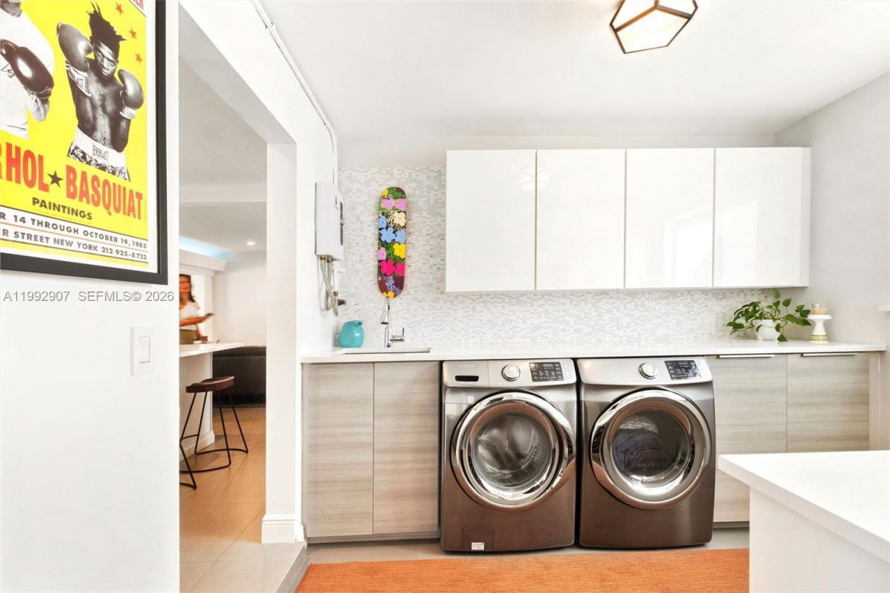 315 N 31st Rd , Hollywood, FL 33021 Photo