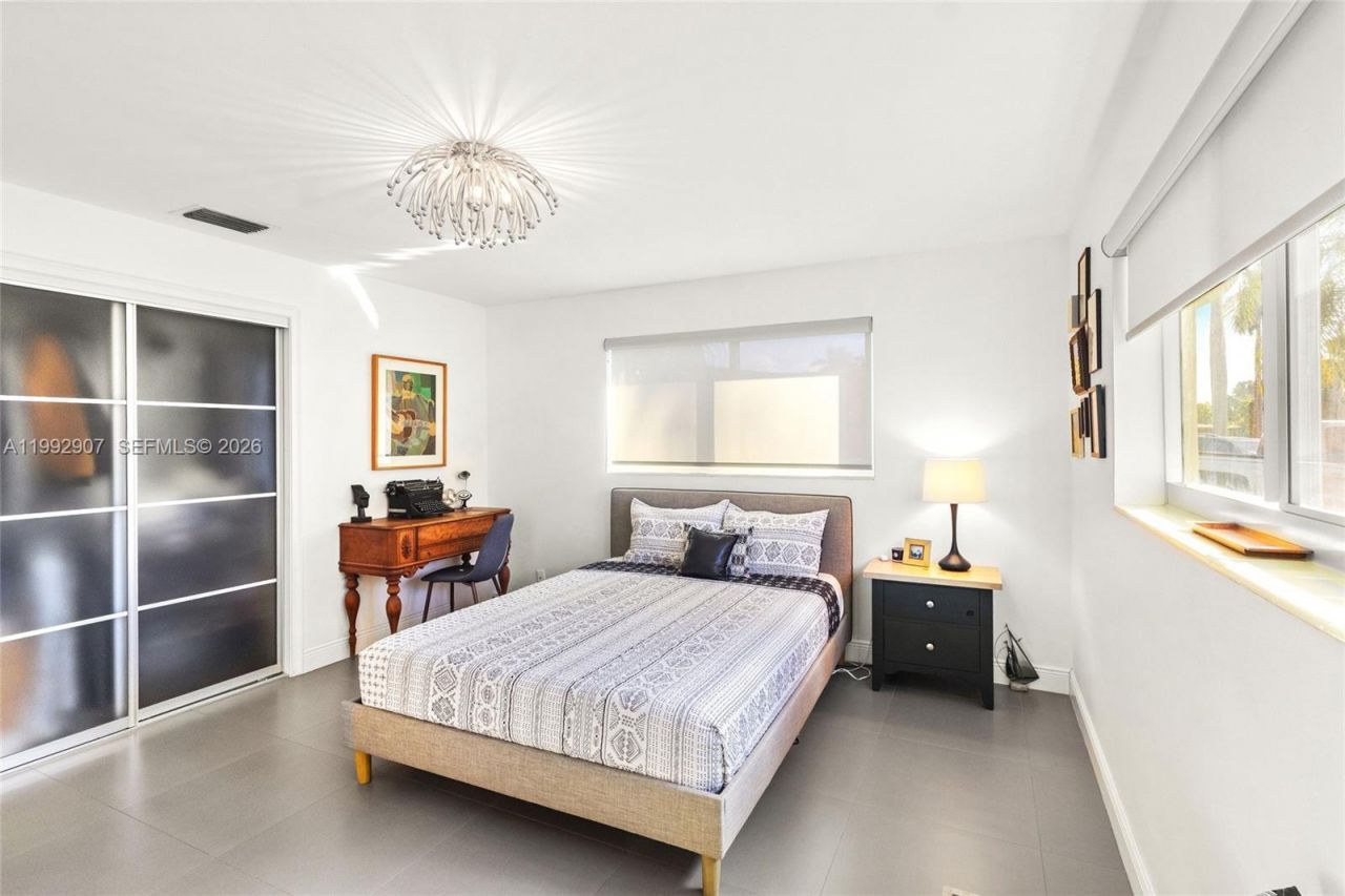 315 N 31st Rd , Hollywood, FL 33021 Photo