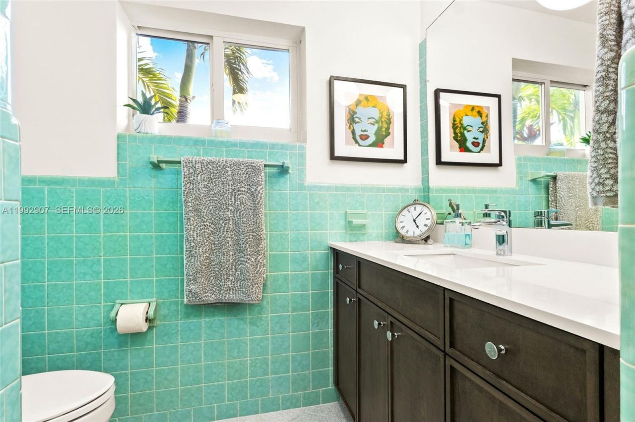 315 N 31st Rd , Hollywood, FL 33021 Photo