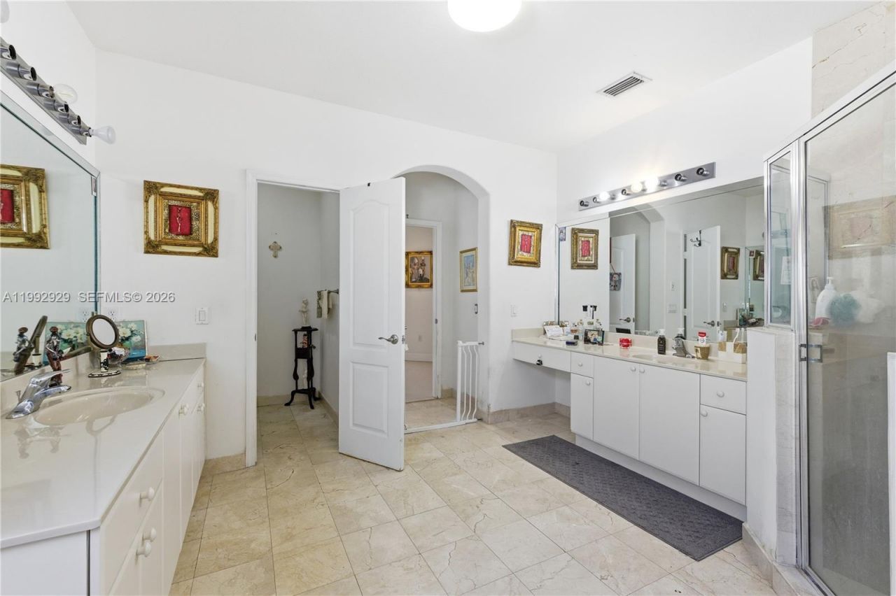 15184 SW 20th St , Miami, FL 33185 Photo