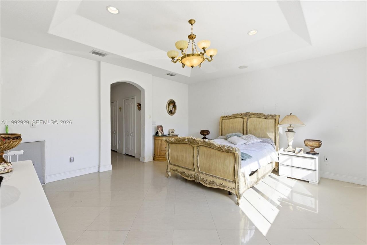 15184 SW 20th St , Miami, FL 33185 Photo