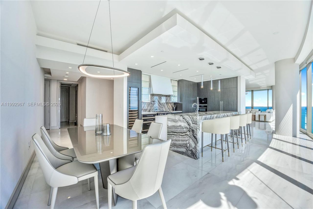 17901 Collins Ave , Unit 2404, Sunny Isles Beach, FL 33160 Photo