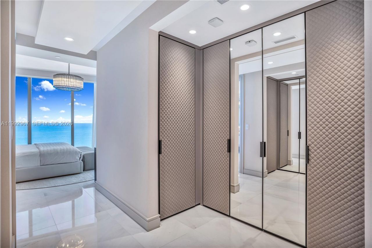 17901 Collins Ave , Unit 2404, Sunny Isles Beach, FL 33160 Photo