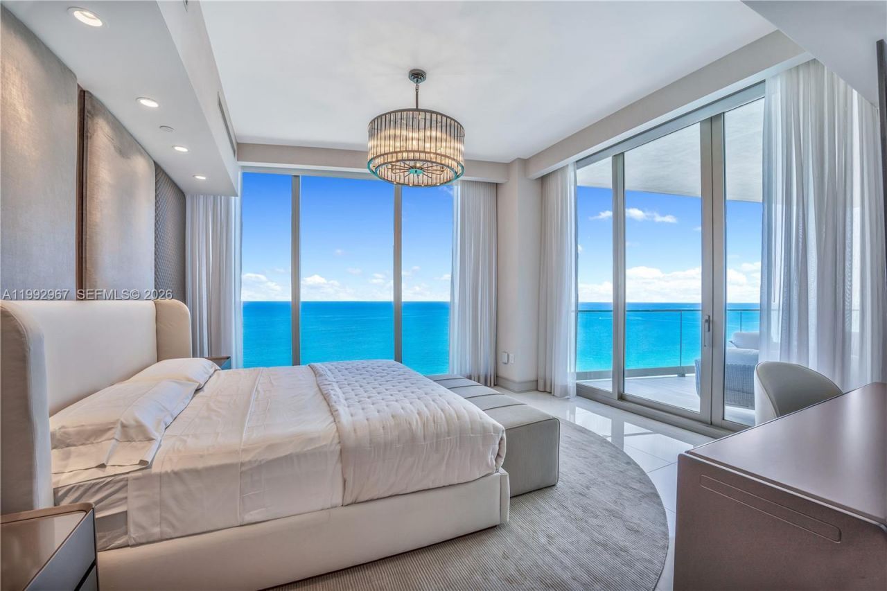 17901 Collins Ave , Unit 2404, Sunny Isles Beach, FL 33160 Photo