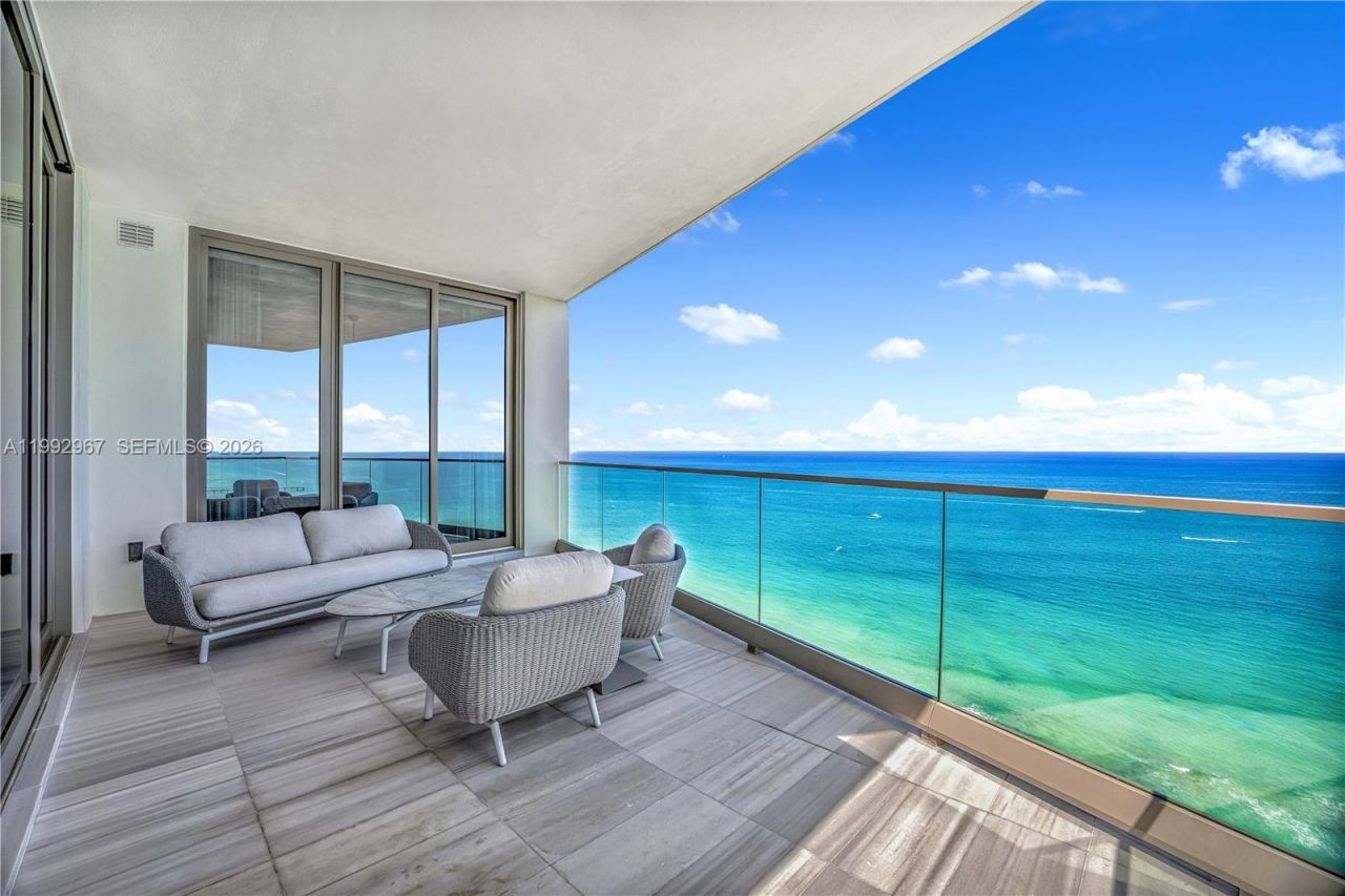 17901 Collins Ave , Unit 2404, Sunny Isles Beach, FL 33160 Photo